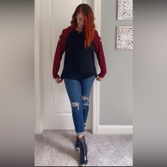 Women’s “CHECKED ALL THE BOXES TOP” Black & Red Checkered Long Sleeve Tee Size L - Picture 7 of 17